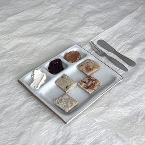 Savory plate 나눔 접시 사각 브런치 디저트 무광 도자기 홈카페 감성