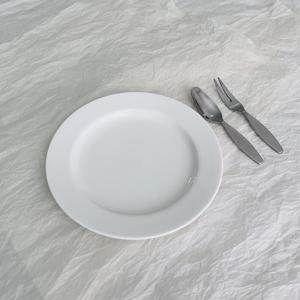 Fresh milk plate 카페 접시 브런치 도자기 브런치 디저트 감성