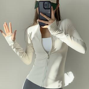 TEMU 솔리드 컬러 하프 지퍼 스포츠 재킷, 슬림핏, 손가락 구멍이 있는 긴소매, 지퍼 잠금, 바디 핏 디자인, 러닝, 요가, 스튜디오, 캐주얼 외출, 이브닝 데이트, 할로윈, 크리스마스에 적합