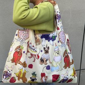 TEMU 대용량 접이식 토트 백 - 가벼운 나일론, 딸기, 바나나 및 더 많은 만화 동물 디자인, 어깨 및 손으로 들 수 있음, 닫힘 없음, 언라이닝, 스포츠 스타일