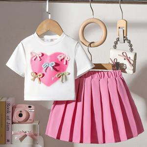 TEMU 귀여운 컬러풀 리본과 하트 프린트가 있는 반팔 티셔츠와 미니 플리츠 스커트를 조합한 여아용 투피스 세트, 여름에 완벽합니다.