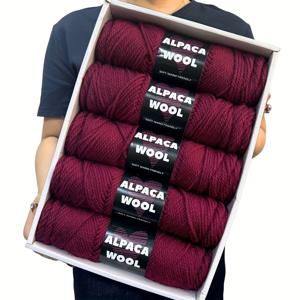 TEMU 다양한 색상의 245개의 알파카 울 실 500G, 가을과 겨울에 완벽함. 남녀 모두에게 이상적인 패션 니팅 재료 팩은 따뜻한 스웨터, 코트, 스카프, 모자, 장갑, 울렌 팬츠, 무릎 패드 등 수제 선물용으로 모든 필요가 포함되어 있습니다. 팩당 5개의 실 볼이 있는 알파카 울 실, 알파카 울