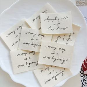 TEMU 인스타 스타일 필기체 영문 패브릭 라벨 