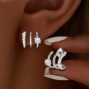 TEMU 실버 인서트와 저자극성 소재로 제작된 트리플 아크 귀걸이 한 쌍. 미니멀하면서도 독특한 디자인으로 일상 착용에 이상적이며, 사랑하는 여성을 위한 감성적인 선물로 적합합니다