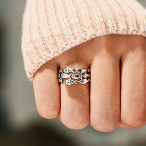 TEMU 세 줄의 물고기 떼 디자인 반지, 우아하고 섹시하며 심플하고 스타일리시하며 친구를 위한 이상적인 선물입니다. 일상 출퇴근, 파티, 음악 축제, 휴가, 연회 행사에 적합