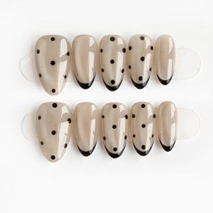 TEMU 10개 세트 수제 아크릴 프레스온 네일, 베이지색과 블랙의 짧은 아몬드 모양, 프렌치 팁, 블랙 물방울 장식. 및 오피스룩에 완벽, 젤리 글루 및 네일 파일 포함