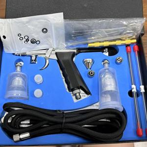 TEMU HY-116BK 공압 에어브러시 세트, 완벽한 에어브러시 용품, 휴대용 스프레이 건 (에어브러시), 5개 다양한 크기의 에어브러시 캡 (안료 보관용), 1.86M 에어 호스, 0.5mm 및 0.8mm 스프레이 니들, 와셔, 청소 도구 세트