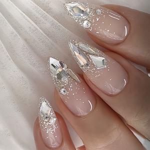 TEMU 뷰티 향상 24개입 아몬드형 인조네일, 엘레강스 글리터형 샤이니 라인스톤 은빛 루스 파우더 누드 유광 인조네일, 여성을 위한 봄 여름용 패셔너블하고 활용도 높은 누름식 인조네일, 가을 겨울용 데일리웨어, 탈부착식 누름식 매니큐어, 간편한 부착 및 오래 지속됨