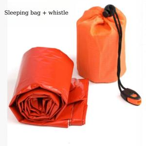 TEMU 야외 여행용 비상 슬리핑백, 두꺼운 고품질 보온 생존 담요, 재사용 가능한 경량 소형 키트(호루라기 포함), 야외 및 하이킹용, 비상 대비 용품, 등산 장비 및 용품, 캠핑 장비 및 용품, 캠핑 용품, 비상 키트, 야생 캠핑, 초경량 캠핑 장비, , 캠핑 필수품, 비상용 침낭, 보온 담요, 종말 생존 키트, 비상 쉼터