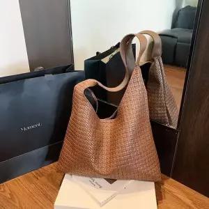 천진반여성용 캐주얼 빈티지 오피스룩 데일리룩 가방 숄더백 대용량 솔리드 무늬 슬림핏 KUK5