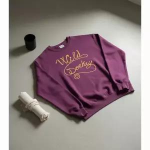 와일드동키 체인 로고 맨투맨 스웨트셔츠 버건디 WILD DONKEY CHAIN LOGO BURGUNDY