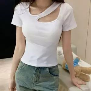 반팔티 티셔츠 여성 여름티셔츠 2색 티 상의 트임티셔츠 여름 캐주얼 크롭 크롭 반팔티 트임 여름 티셔츠