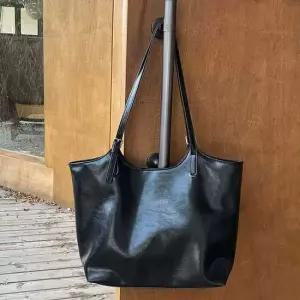 캐주얼 빅 숄더백 여성 가방 회사원 데일리 대학생 쇼퍼백