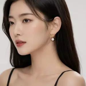 발렌티노 여성 V 로고 골드 귀걸이 0E36 UXM 0O3
