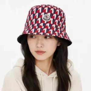 몽클레어 로고 패치 리버시블 공용 버킷햇 3B00004-54A91-778