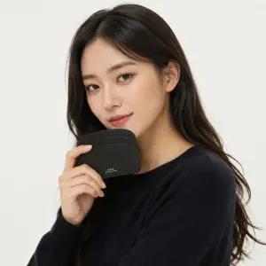 A.P.C 여성 하프문 블랙 카드지갑 PXAWV F63270 LZZ