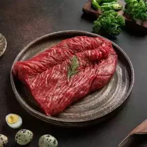 고소한 육즙 가득 국내산 암소 한우 1등급 국거리 500g