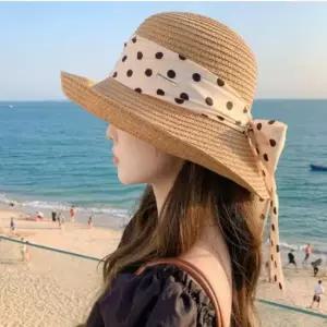 [패션] 여성 바캉스 썬캡 와이드 도트 리본 롤업 챙 밀짚 모자