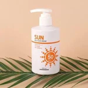 고품질 스마트케어 3in1 12시간 롱래스팅 펌프 선크림 250ml (WA540BB)