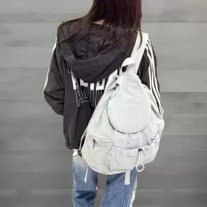 CCB3F4E학생용 경량 스트랩 백팩 남녀공용 보조가방