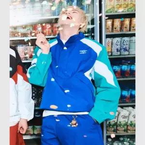 엄브로 UR123CWT34 BLU0 맨투맨 캐주얼 팝러쉬 컬러블럭 스탠넥 아노락 블루 34 6045854