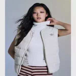 엄브로 UQ323CDV91 OBE0 남성패딩 등산패딩 라이트 경량 덕 다운베스트 아이보리 91 5377353