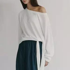 메르고 정상가 51 900원 [MERGO] 우먼 드롭 랩 유넥 롱슬리브 [2COLORS]