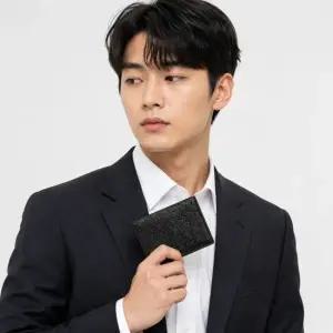 톰브라운 MAW021L 00198 001 삼선탭 폴드 더블 카드지갑 배송