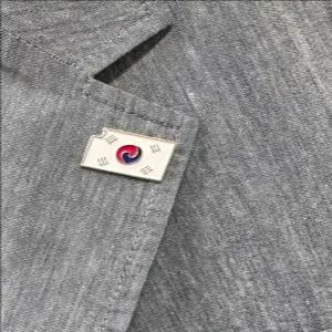 은세계 순은(silver) 진관사 태극기 뱃지 브로치 1919년 3.1절, 실버색