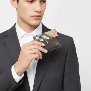 버버리 26SS Tall Pop Check Card Case 8118918) 톨 팝 체크 카드 케이스)