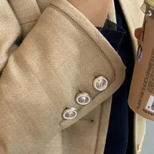 ( )금장단추 화이트 18mm 코트 가방 원피스 가디건 장식