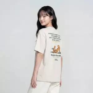내셔널지오그래픽 NATIONALGEOGRAPHIC N262UTS900 프로스트 패밀리룩 그래픽 세미오버핏 반팔 티셔츠 SILVE