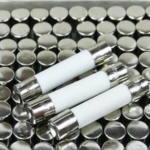 0.5A 1A 2A 3A 3.15A 4A 5A 6A 6.3A 7A 8A 250V 6x30mm 6x30 세라믹 퓨즈 저항기 x 100PCS