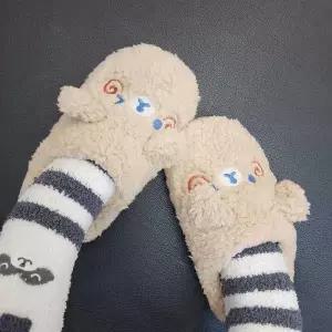 [하프클럽/셀러허브_아웃도어]슬리퍼 곰돌이 캐릭터슬리퍼 실내화
