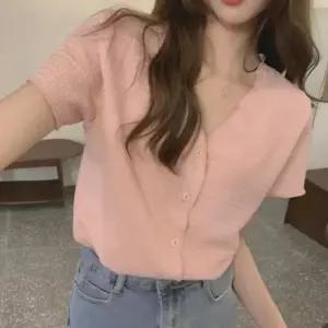 여성 주름패턴 브이넥 링클 반팔 세미크롭 가디건 여름 상의 얇은 아우터 데일리 룩 코디