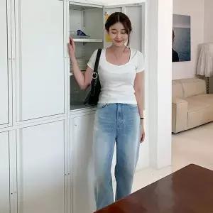 [하프클럽/]여성 V넥 세미크롭 슬림핏 골지 반팔티