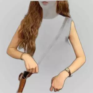 여성 캐주얼 여름 외출 패션 나시 크롭 티셔츠 민소매