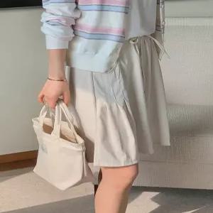 얼그레이 핀턱 포켓 플레어 하프 팬츠(2 color)