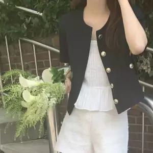 블랙팬서 여자 하프 블로거핏 슬림핏 싱글 쇼트 상의 코트 OPH1