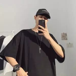 [하프클럽/셀러허브_여성트랜드패션]룩 무지 남자반팔티셔츠 대학생 검정
