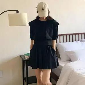 [하프클럽/]여성 맨투맨 U넥 미니멀리즘 주름소매 반바지 팬츠