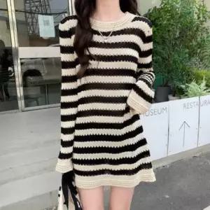 [텐바이텐]원피스 간절기 데일리 미니 하객룩 긴팔 펀칭 여자 데일리