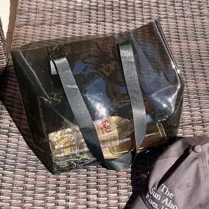 투명숄더백 투명백 내용물 보이는 비치백 바캉스가방-WFO8QKZ