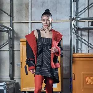 [곽현주컬렉션] 24FW RED CONTRAST MUSTANG JACKET