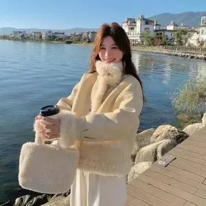 여사친 모피 코트 털가죽 일체형 램스울 CH1