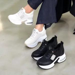 남녀공용 스니커즈단화 여성단화 방한화 슬립온 운동