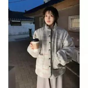 라이크 톱 여자모피코트 코트 나온 빈티지한 패턴이 램스울 앞뒷면에 ible1