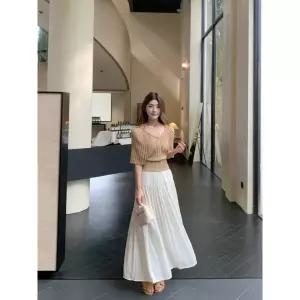소프트 세트 밀크티 컬러 허리 받침 쇼트 니트 카디건 여성 여름 아이스 슬림 스커트 투피스
