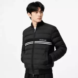 몽클레어 블랙 무니에 구스 다운 집업 자켓 MOUNIER 1A00075 54A81 999