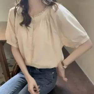 여성 코디 예쁜 여름블라우스 여름 기본데일리룩 데이트룩 반팔블라우스 블라우스 여